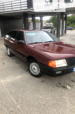 Унiверсал Audi 100 1984 в Львові