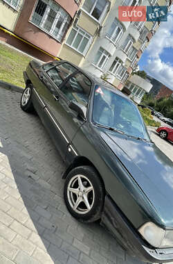Седан Audi 100 1987 в Львові