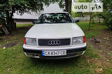 Седан Audi 100 1993 в Умані