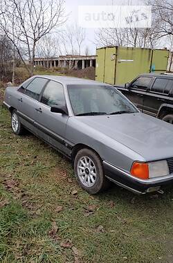 Седан Audi 100 1986 в Хмельницком