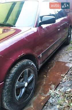 Седан Audi 100 1994 в Глухове