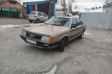 Седан Audi 100 1986 в Хмільнику