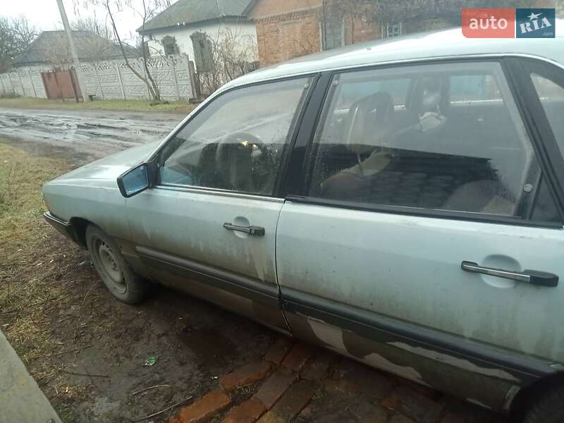 Audi 100 1984