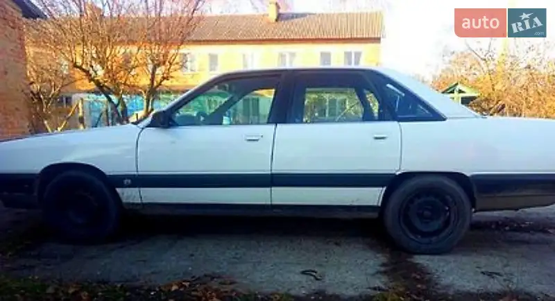 Audi 100