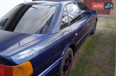 Седан Audi 100 1991 в Деражне