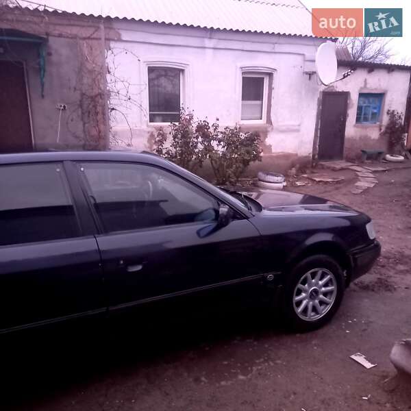 Седан Audi 100 1991 в Николаеве