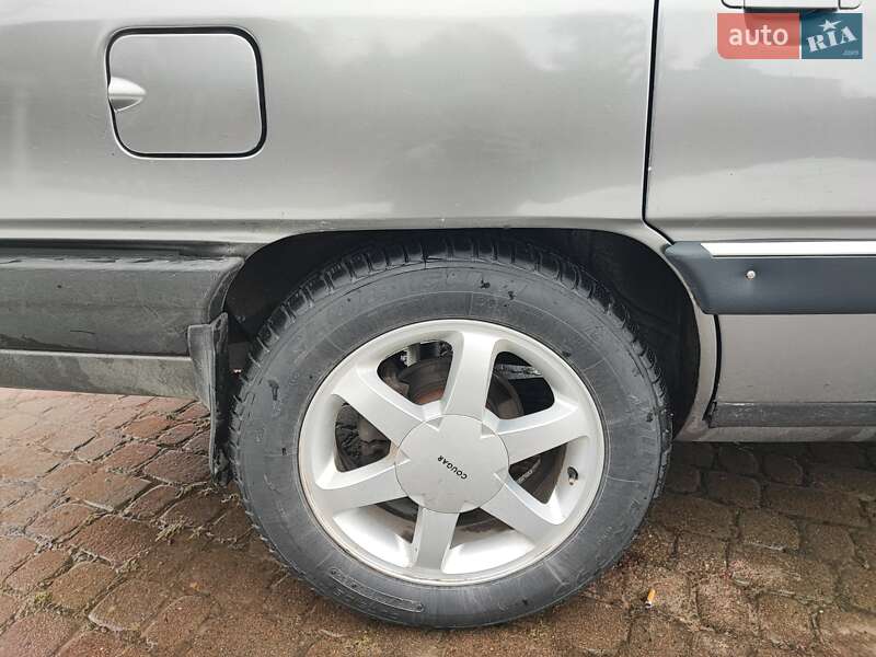 Седан Audi 100 1990 в Турці фото 17 Седан Audi 100 1990 в Турці