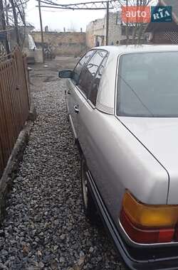 Седан Audi 100 1987 в 