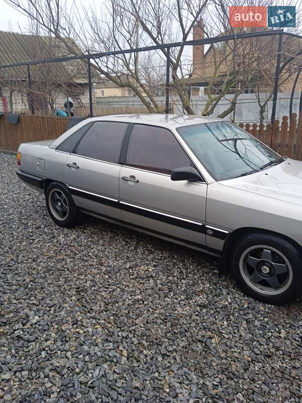 Audi 100 1987
