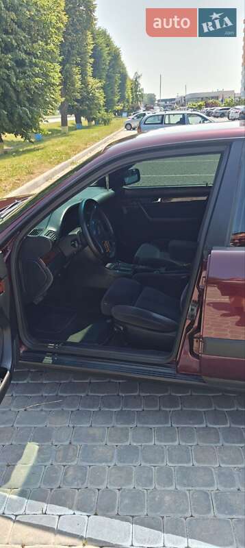 Седан Audi 100 1993 в Виннице