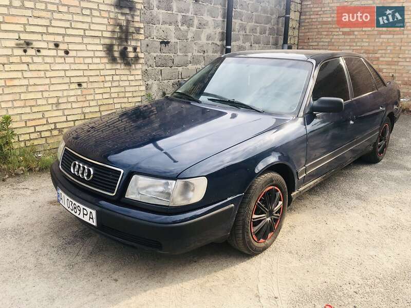 Седан Audi 100 1993 в Бучі