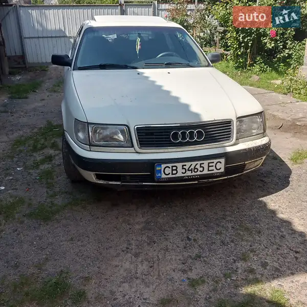 Audi 100