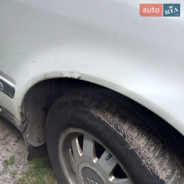 Седан Audi 100 1992 в Чернігові