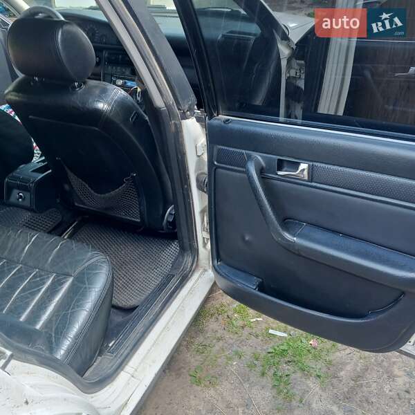Седан Audi 100 1992 в Чернігові