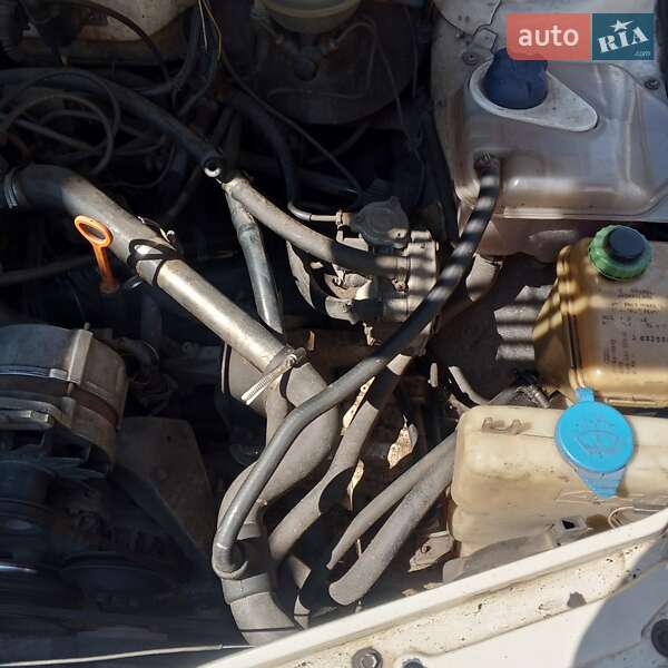 Седан Audi 100 1992 в Чернігові