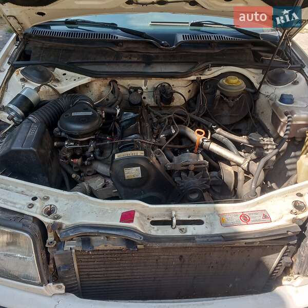 Седан Audi 100 1992 в Чернігові