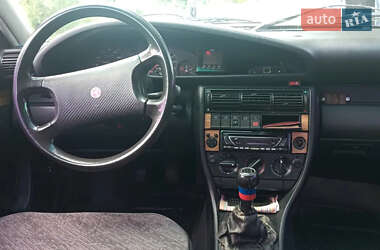 Седан Audi 100 1991 в Сваляве