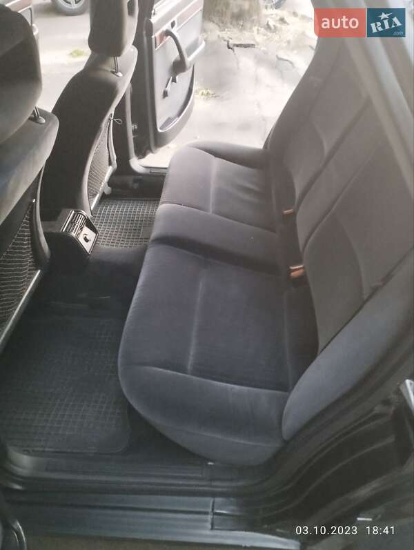 Седан Audi 100 1993 в Ровно