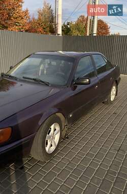 Седан Audi 100 1994 в Умані
