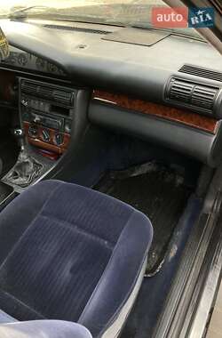 Седан Audi 100 1994 в Умані