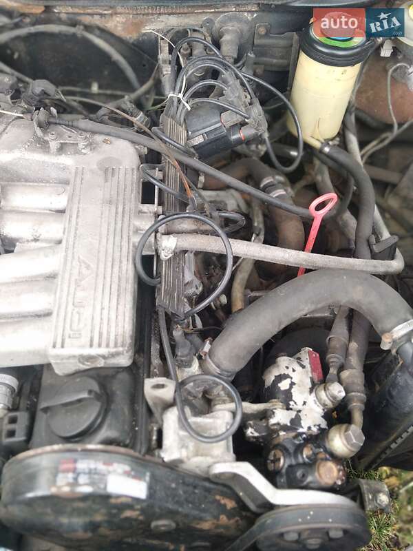 Седан Audi 100 1984 в Луцьку