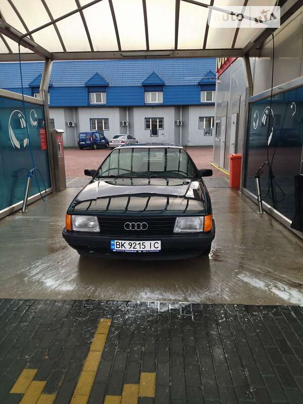 Audi 100 1988