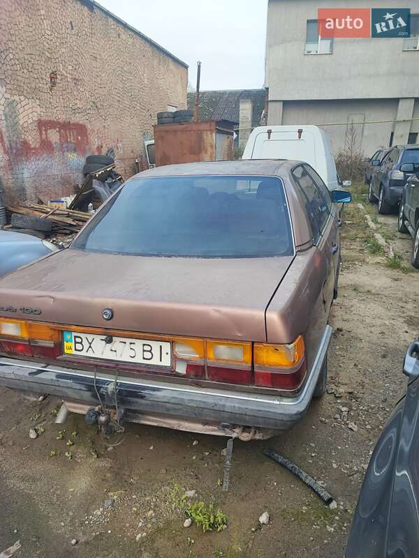 Audi 100 1988 Audi 100 1988