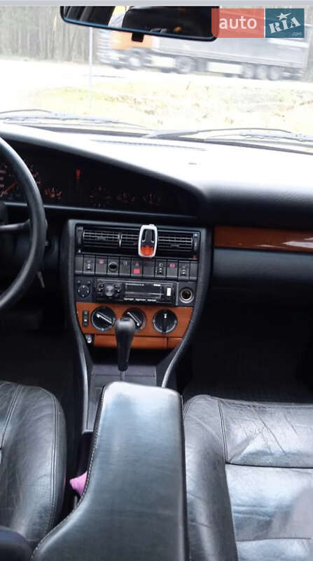 Седан Audi 100 1992 в Шацьку