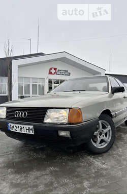 Седан Audi 100 1987 в Бердичеві