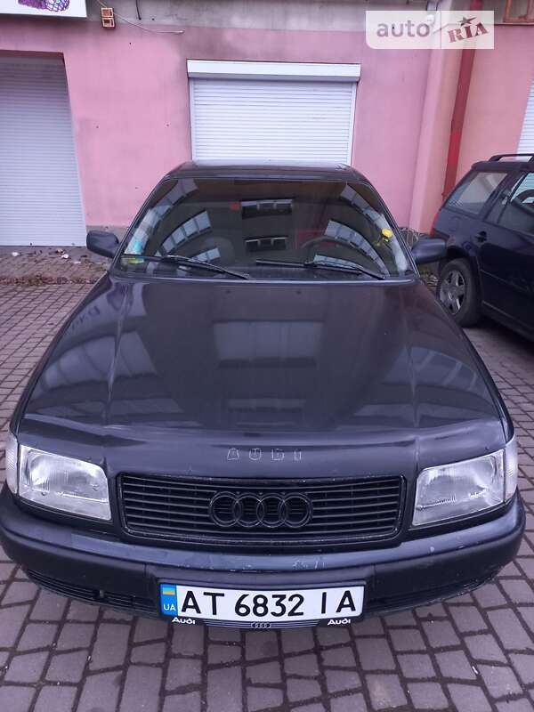 Седан Audi 100 1992 в Городенці