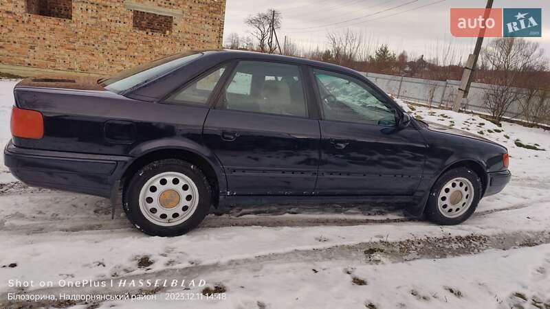 Седан Audi 100 1994 в Надвірній