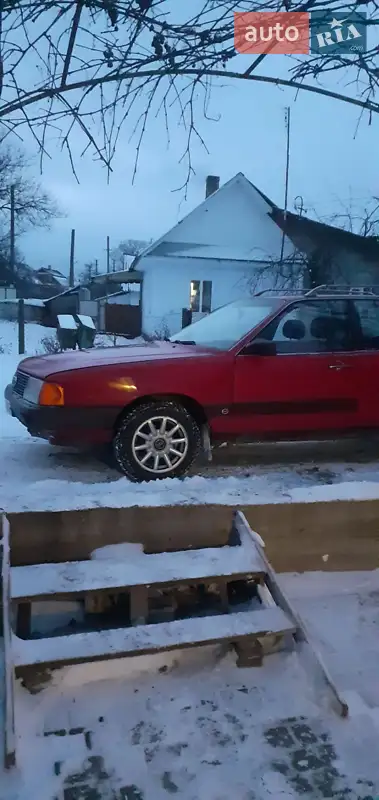 Audi 100