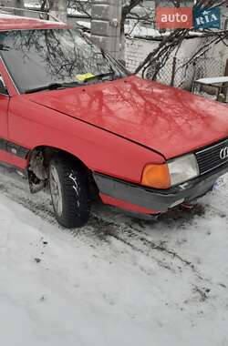 Универсал Audi 100 1985 в Ровно