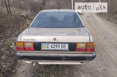 Седан Audi 100 1983 в Глыбокой