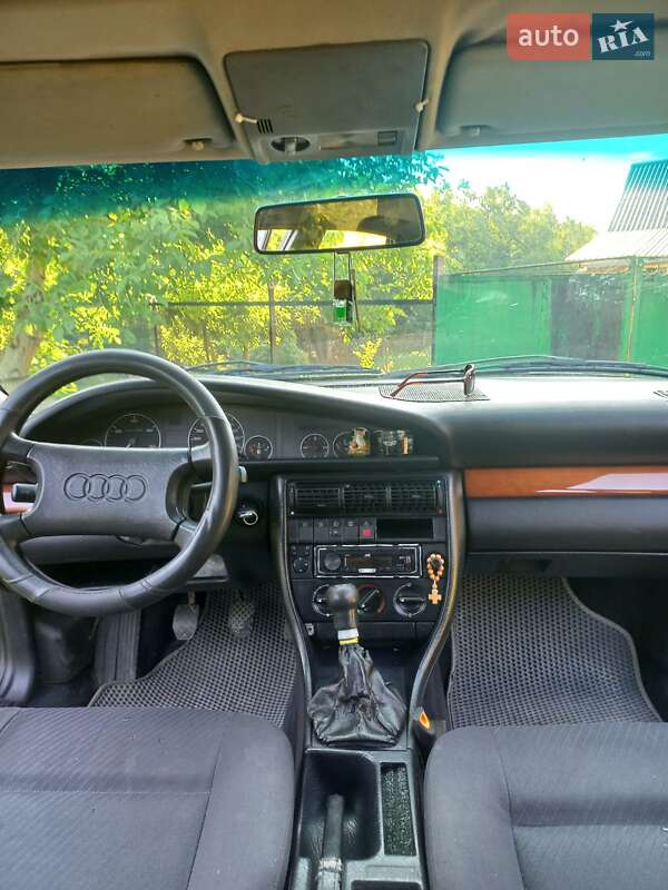 Седан Audi 100 1992 в Тульчине
