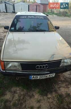 Седан Audi 100 1983 в Хмельнике