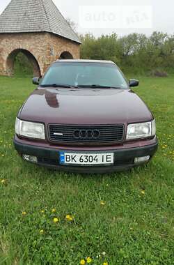 Седан Audi 100 1991 в Острозі