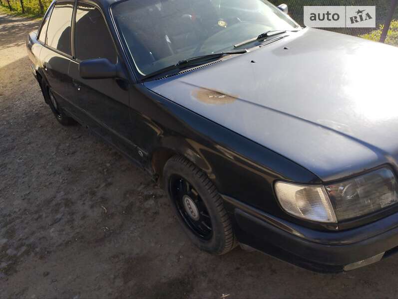 Седан Audi 100 1993 в Новом Роздоле