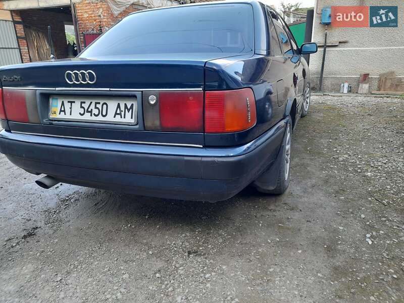 Седан Audi 100 1994 в Залещиках
