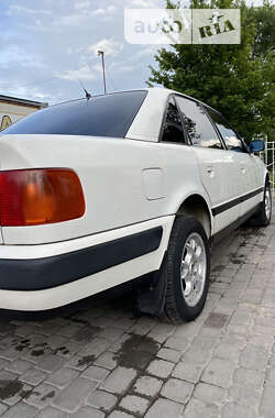Седан Audi 100 1993 в Кременчуці