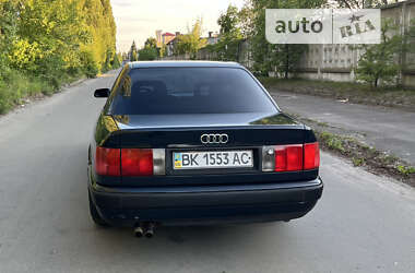 Седан Audi 100 1994 в Ровно
