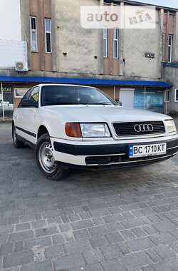 Седан Audi 100 1993 в Старом Самборе