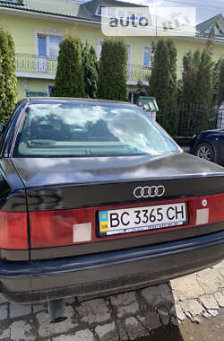 Седан Audi 100 1992 в Долине