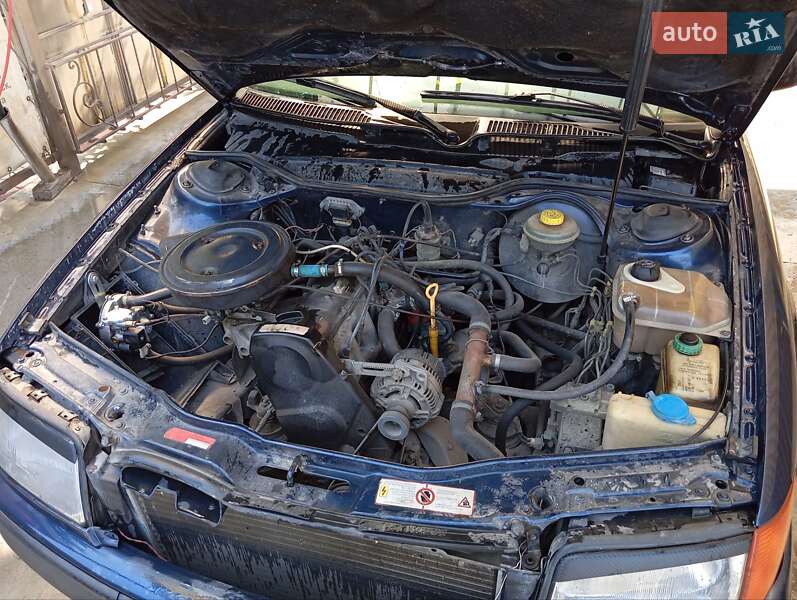 Седан Audi 100 1993 в Хмельницком