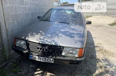 Седан Audi 100 1987 в Черкасах