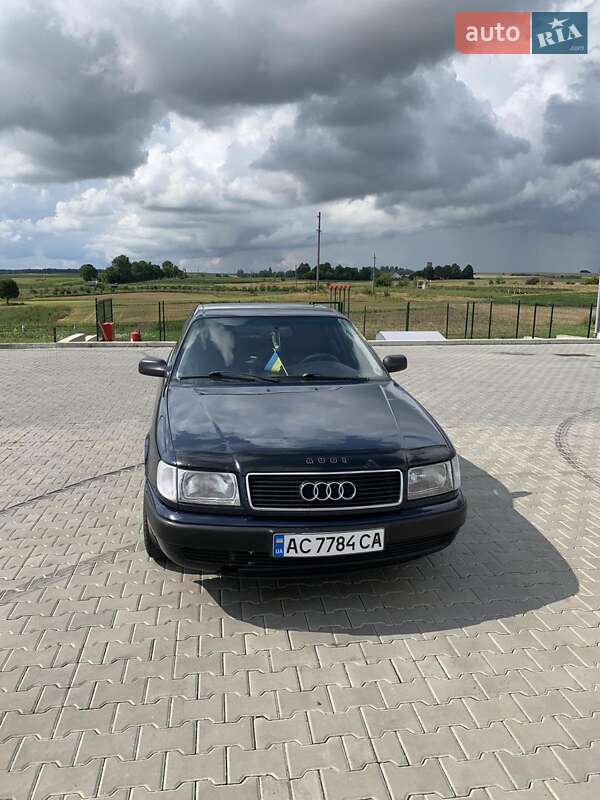 Седан Audi 100 1991 в Горохові