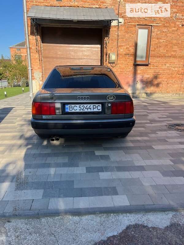 Седан Audi 100 1992 в Львове
