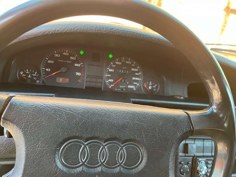 Седан Audi 100 1992 в Львове