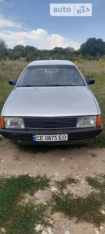 Седан Audi 100 1990 в Черновцах