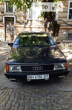 Седан Audi 100 1990 в Одессе